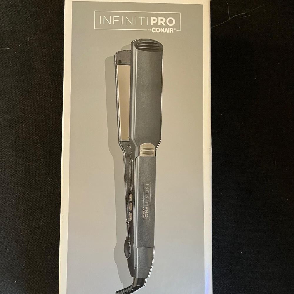 CONAIR infinitipro 1 1/2” tourmaline ceramic flat iron